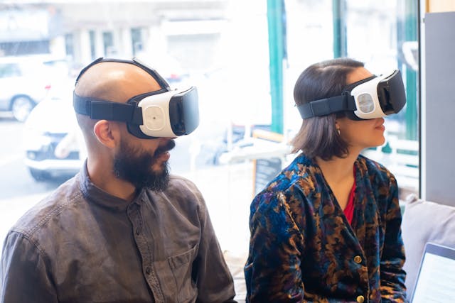 Immersive learning experiences